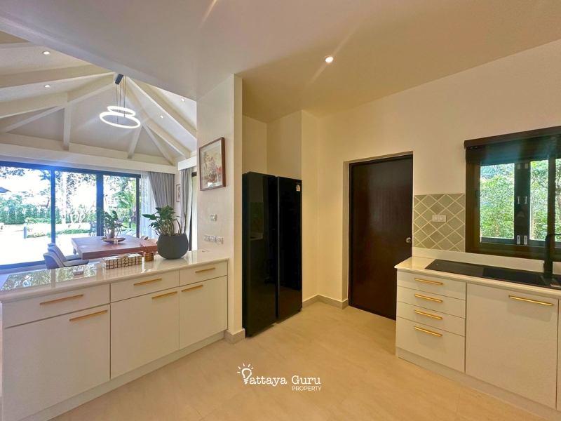 Luxury Golf Course View Villa Phuket